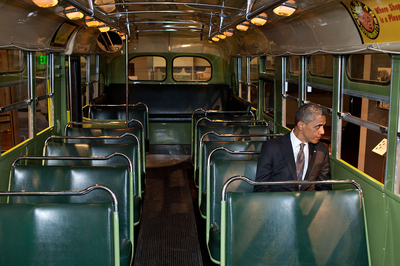 1280px-Barack_Obama_in_the_Rosa_Parks_bus